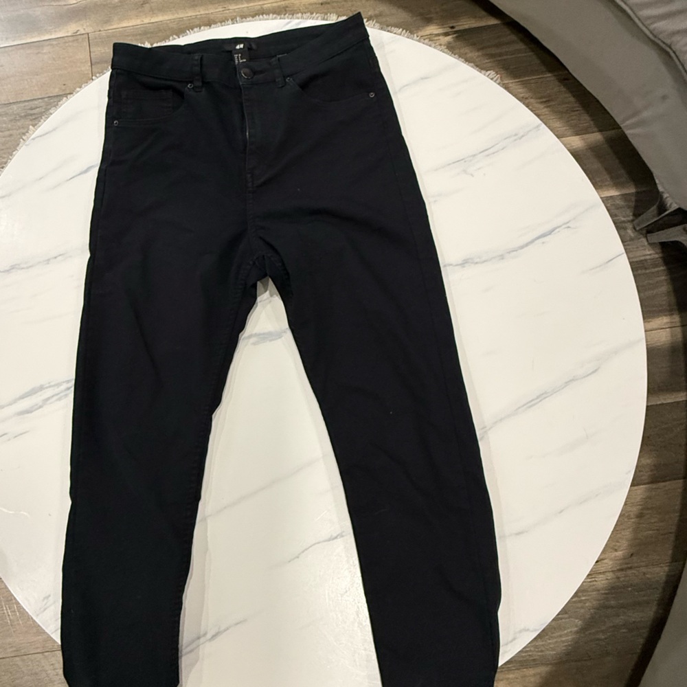H&M Women's Black Skinny Pants